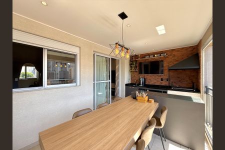 Apartamento à venda com 72m², 2 quartos e 1 vaga Apartamento à venda com 72m², 2 quartos e 1 vagaVaranda