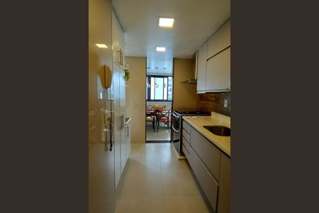 Apartamento à venda com 132m², 3 quartos e 3 vagas