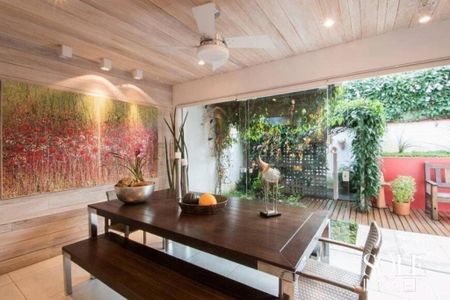 Casa de Condomínio à venda com 3 quartos, 400m² em Vila Marlene, Jundiaí