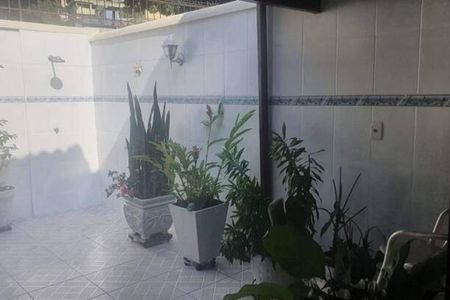 Casa à venda com 160m², 2 quartos e 2 vagas
