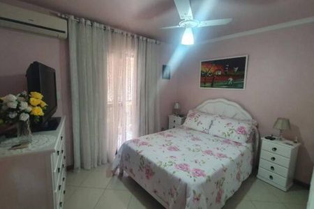 Casa à venda com 160m², 2 quartos e 2 vagas