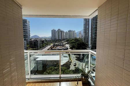 Apartamento à venda com 72m², 2 quartos e 1 vaga