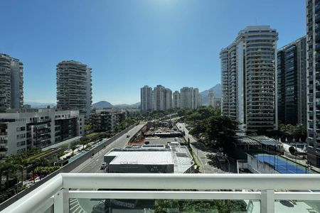 Apartamento à venda com 72m², 2 quartos e 1 vaga