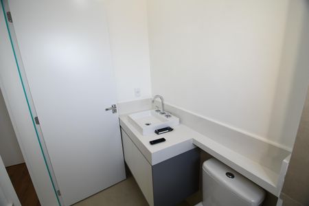 Apartamento à venda com 138m², 3 quartos e 2 vagasBanheiro da Suíte 2