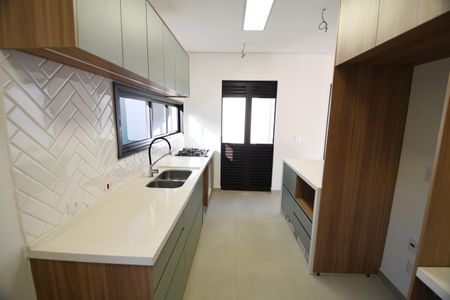 Apartamento à venda com 138m², 3 quartos e 2 vagasCozinha
