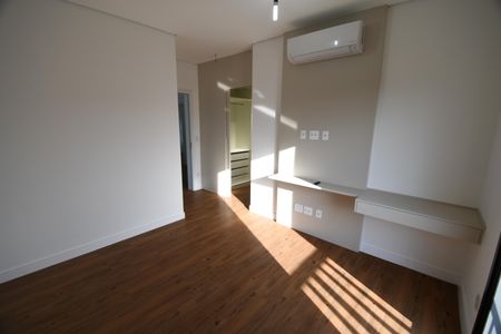 Apartamento à venda com 138m², 3 quartos e 2 vagasSuíte 3