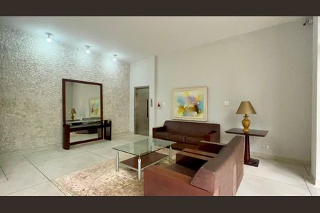 Apartamento para alugar com 130m², 3 quartos e 1 vagaHall de entrada