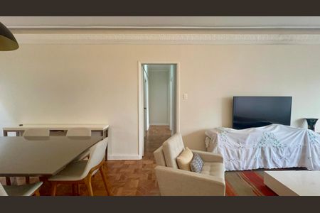 Apartamento para alugar com 130m², 3 quartos e 1 vagaSala