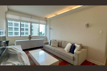 Apartamento para alugar com 130m², 3 quartos e 1 vagaSala