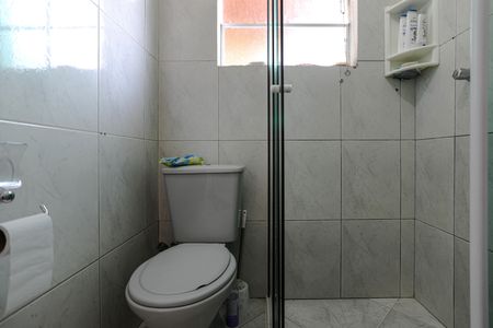 Casa para alugar com 99m², 3 quartos e 1 vaga Casa para alugar com 99m², 3 quartos e 1 vagaBanheiro