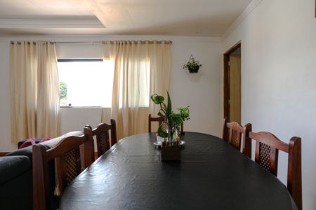 Casa para alugar com 99m², 3 quartos e 1 vaga Casa para alugar com 99m², 3 quartos e 1 vagaSala