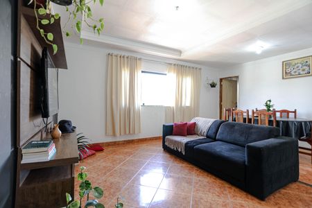 Casa para alugar com 99m², 3 quartos e 1 vaga Casa para alugar com 99m², 3 quartos e 1 vagaSala