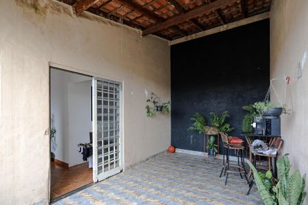 Casa para alugar com 99m², 3 quartos e 1 vaga Casa para alugar com 99m², 3 quartos e 1 vagaEntrada