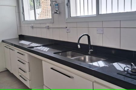 Casa à venda com 119m², 3 quartos e 3 vagas