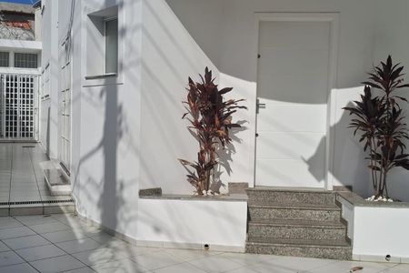 Casa à venda com 119m², 3 quartos e 3 vagas