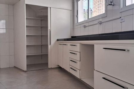 Casa à venda com 119m², 3 quartos e 3 vagas