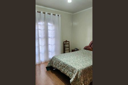 Casa à venda com 3 quartos, 128m² em Parque das Nações, Santo André