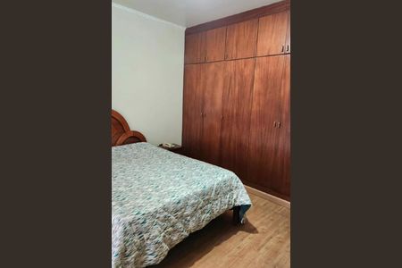 Casa à venda com 3 quartos, 128m² em Parque das Nações, Santo André