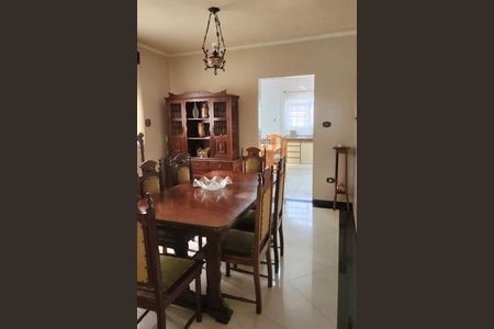 Casa à venda com 3 quartos, 128m² em Parque das Nações, Santo André