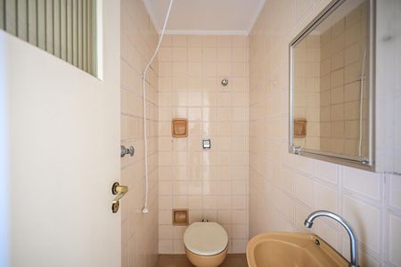 Apartamento à venda com 160m², 3 quartos e 2 vagasBanheiro de Serviço