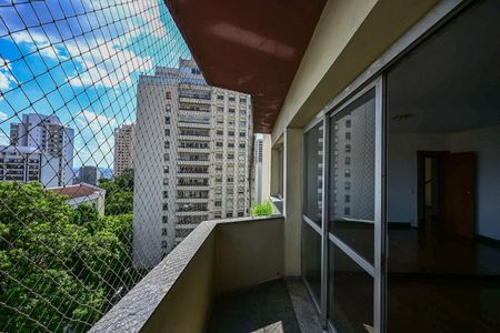 Varanda de apartamento para alugar com 3 quartos, 160m² em Vila Suzana, São Paulo