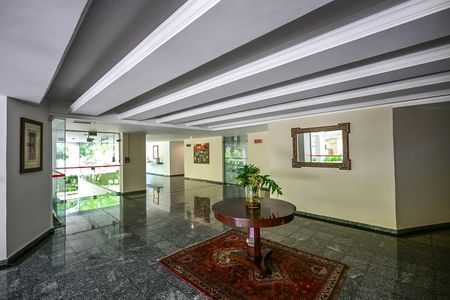 Apartamento à venda com 160m², 3 quartos e 2 vagasHall Social