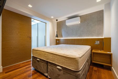 Apartamento à venda com 209m², 2 quartos e 2 vagasSuíte 1