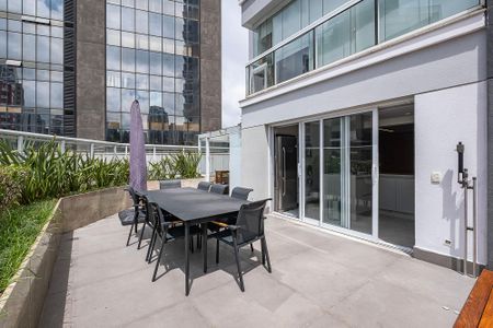 Apartamento à venda com 209m², 2 quartos e 2 vagasTerraço