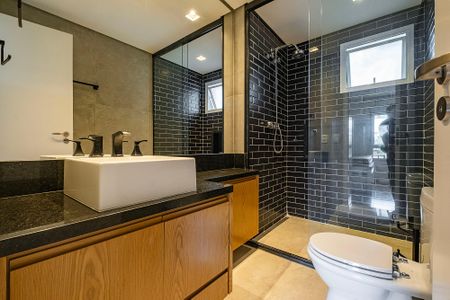 Apartamento à venda com 209m², 2 quartos e 2 vagasSuíte 2