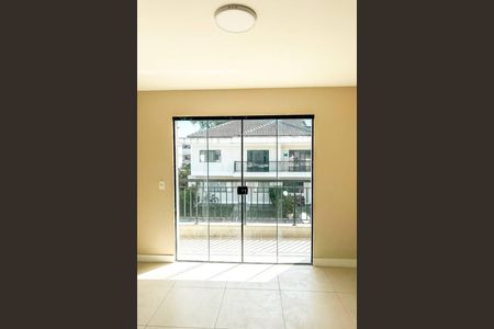 Casa à venda com 3 quartos, 133m² em Vargem Grande, Rio de Janeiro