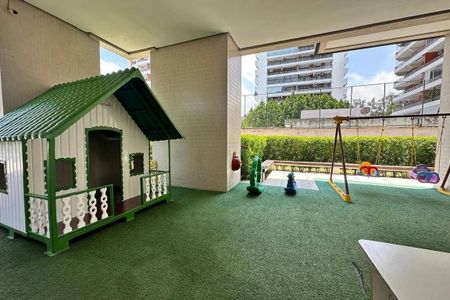 Apartamento à venda com 136m², 4 quartos e 2 vagas