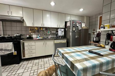 Apartamento à venda com 136m², 4 quartos e 2 vagas