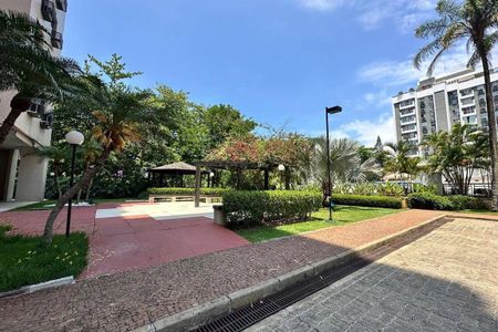 Apartamento à venda com 136m², 4 quartos e 2 vagas