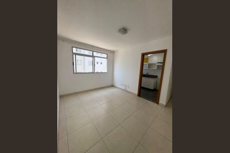 Foto 02 de apartamento à venda com 2 quartos, 65m² em Manacás, Belo Horizonte