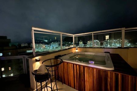 Apartamento à venda com 189m², 3 quartos e 2 vagas