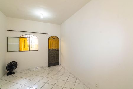 Sala de casa para alugar com 1 quarto, 64m² em Campo Grande, Rio de Janeiro