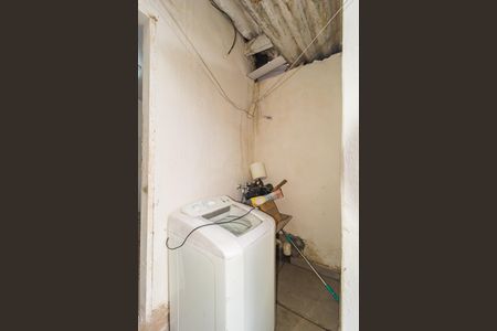 Casa para alugar com 30m², 1 quarto e 1 vagaÁrea de Serviço