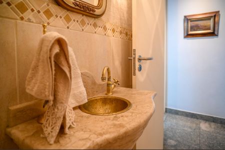 Apartamento à venda com 270m², 4 quartos e 4 vagasLavabo