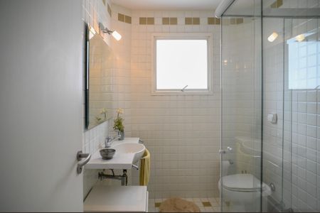 Apartamento à venda com 270m², 4 quartos e 4 vagasBanheiro Quarto 4 - Suite 