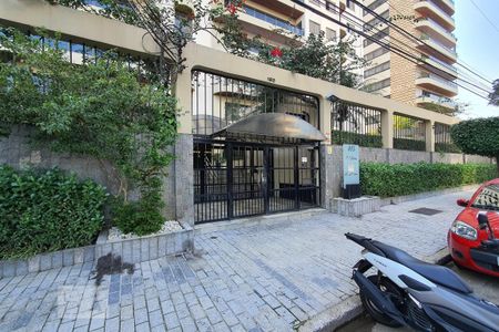 Apartamento à venda com 270m², 4 quartos e 4 vagasFachada/Portaria