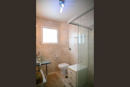 Apartamento à venda com 270m², 4 quartos e 4 vagasBanheiro Quarto 2 - Suite