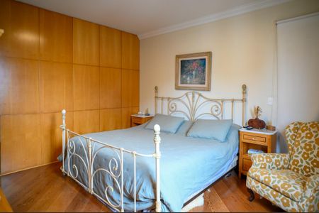 Apartamento à venda com 270m², 4 quartos e 4 vagasQuarto 1- Suite