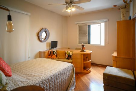 Apartamento à venda com 270m², 4 quartos e 4 vagasQuarto 2 - Suite