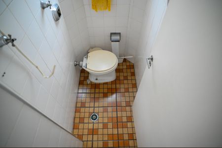 Apartamento à venda com 270m², 4 quartos e 4 vagasBanheiro de Serviço