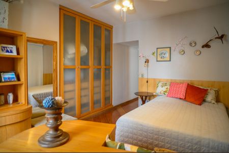 Apartamento à venda com 270m², 4 quartos e 4 vagasQuarto 2 - Suite