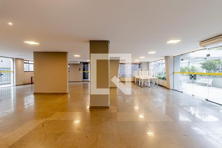 Apartamento à venda com 270m², 4 quartos e 4 vagasSalão de Festas