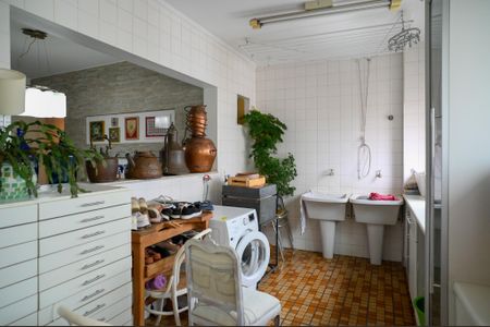 Apartamento à venda com 270m², 4 quartos e 4 vagasÁrea de Serviço