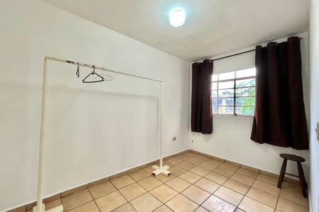 Sala/Quarto de casa para alugar com 1 quarto, 28m² em Vila Guarani (z Sul), São Paulo