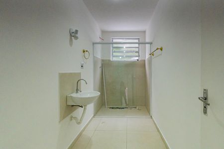 Casa para alugar com 90m², 2 quartos e 1 vaga Casa para alugar com 90m², 2 quartos e 1 vagaBanheiro