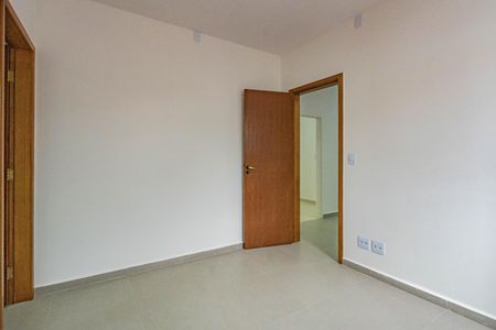 Quarto 1 de casa para alugar com 2 quartos, 90m² em Jardim da Gloria, São Paulo